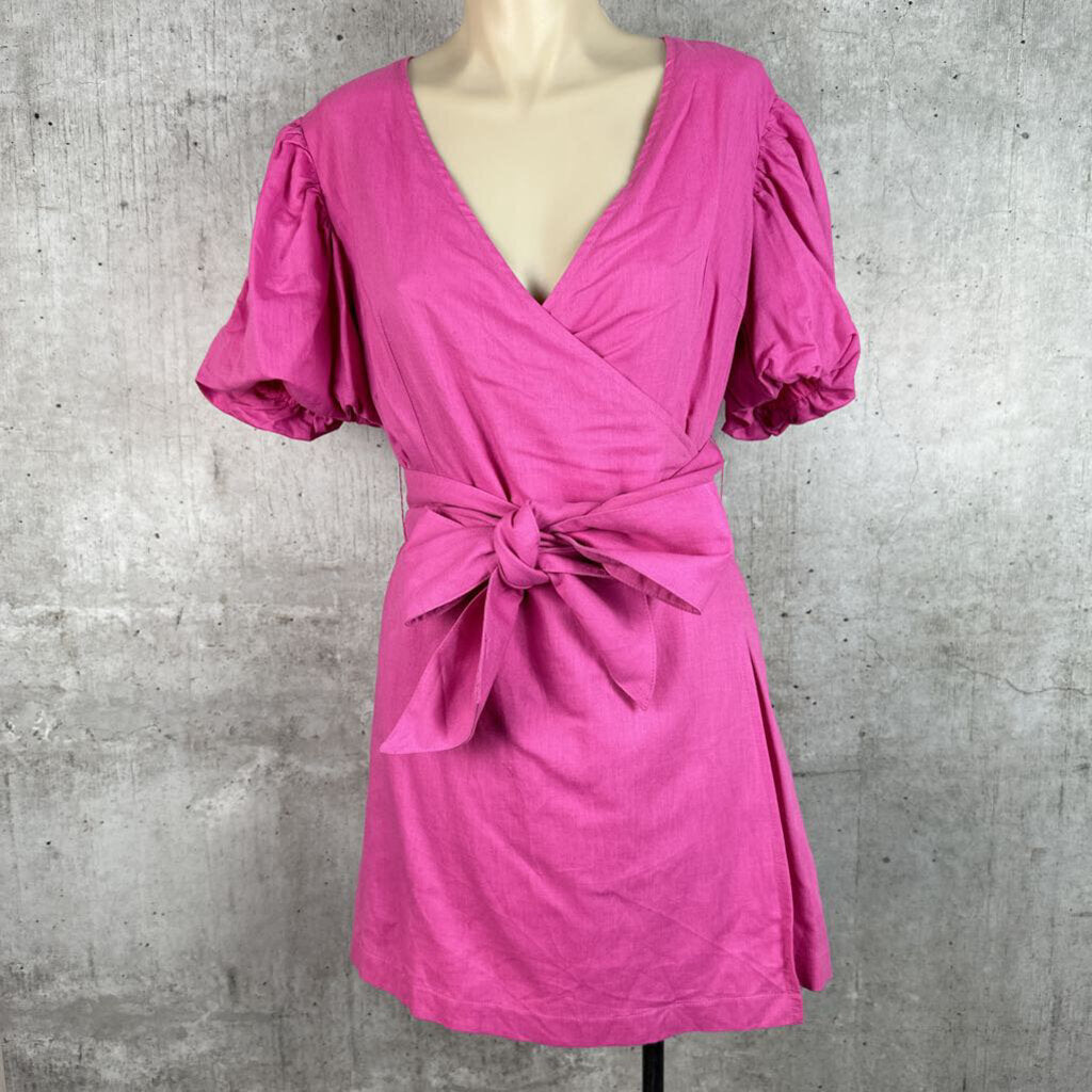 Charlie Holiday Dress - XS The Trading Rack Charlie Holiday Dress - XS The Trading Rack