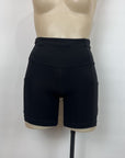 Lululemon Shorts - 6 (lulu2)