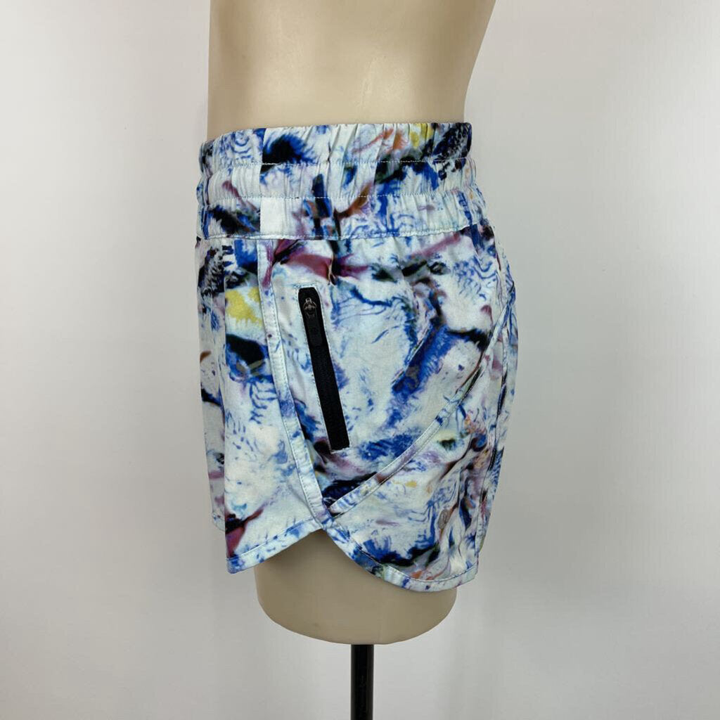 Lululemon Shorts - S