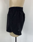 Lululemon Shorts - 8 (lulu4)