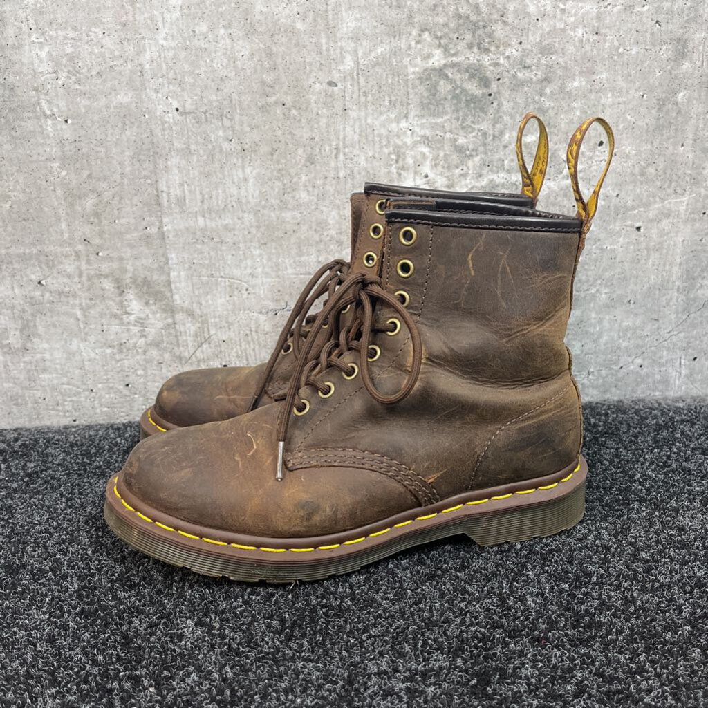 Dr Martens Boots - 9/40
