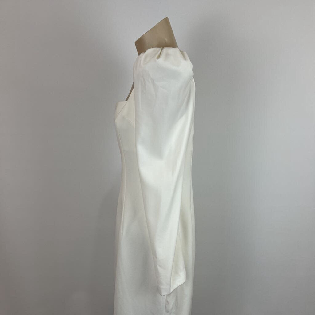 By Johnny Dress - 12