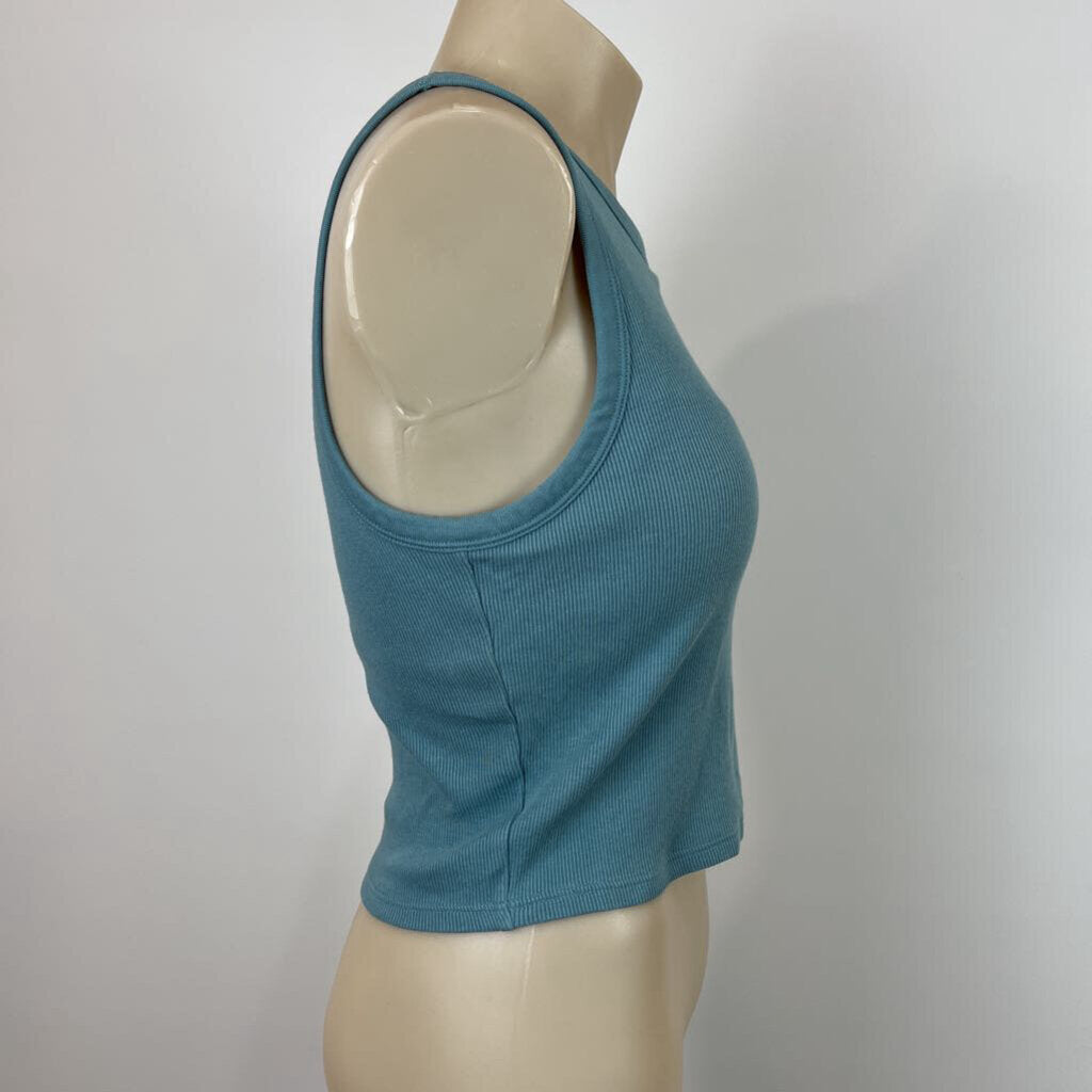 Uni Qlo Top - M