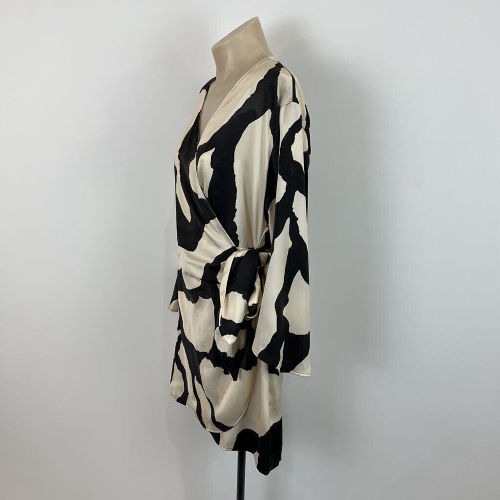 H&amp;M Dress - M