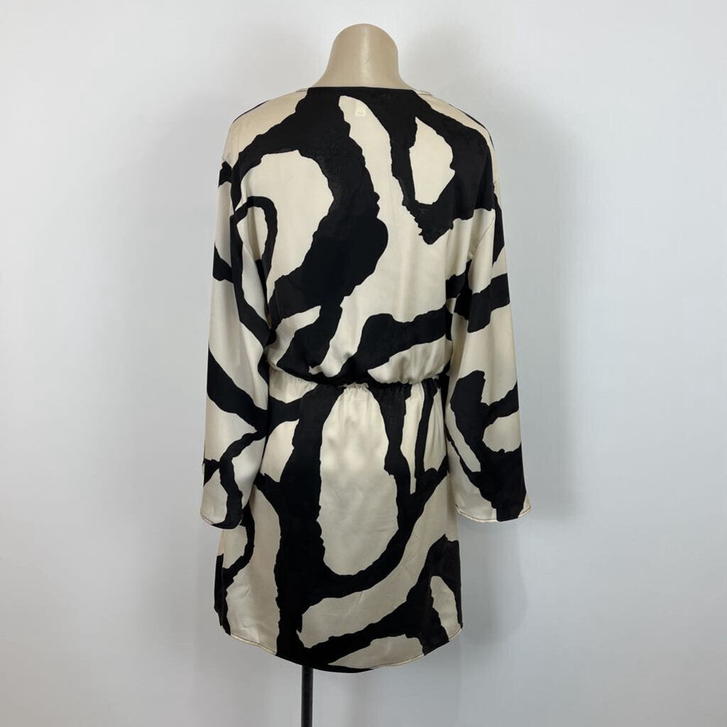 H&amp;M Dress - M