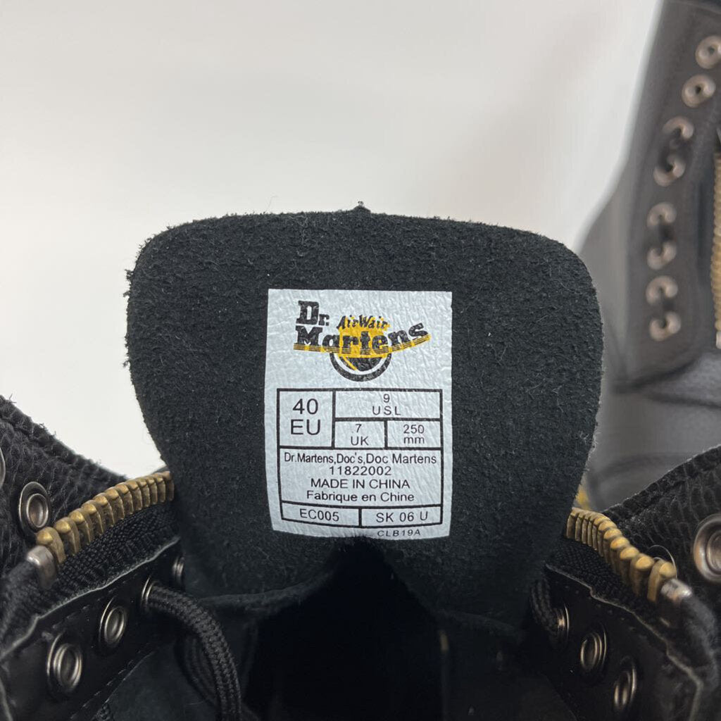 Dr Martens Boots - 9/40