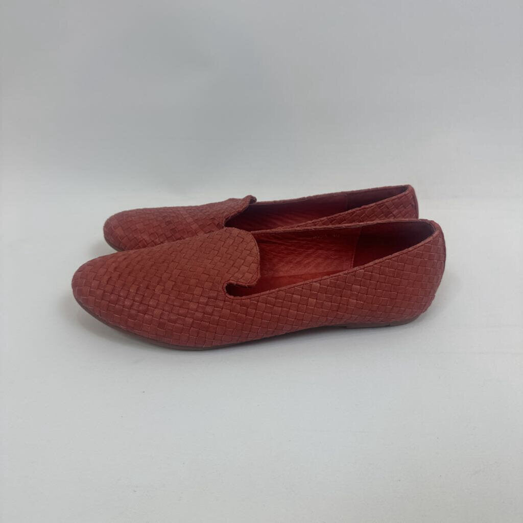 Emma Kate Flats - 8/39