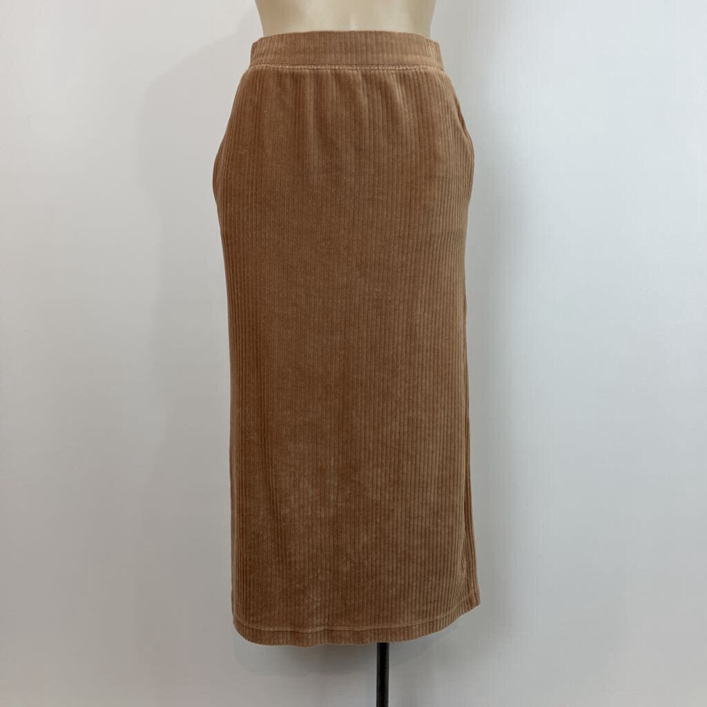 Uni Qlo Skirt - S