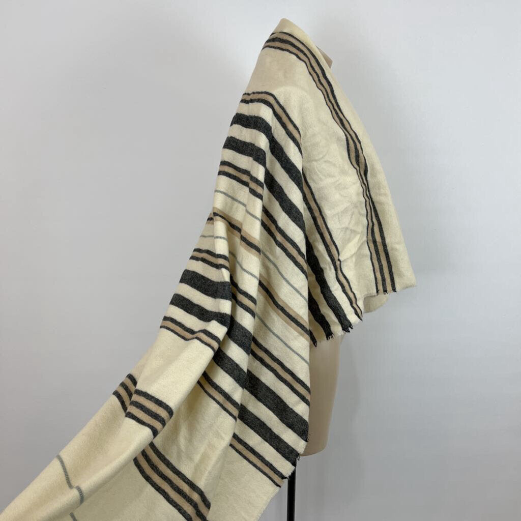 Unknown Brand Scarf - O/S