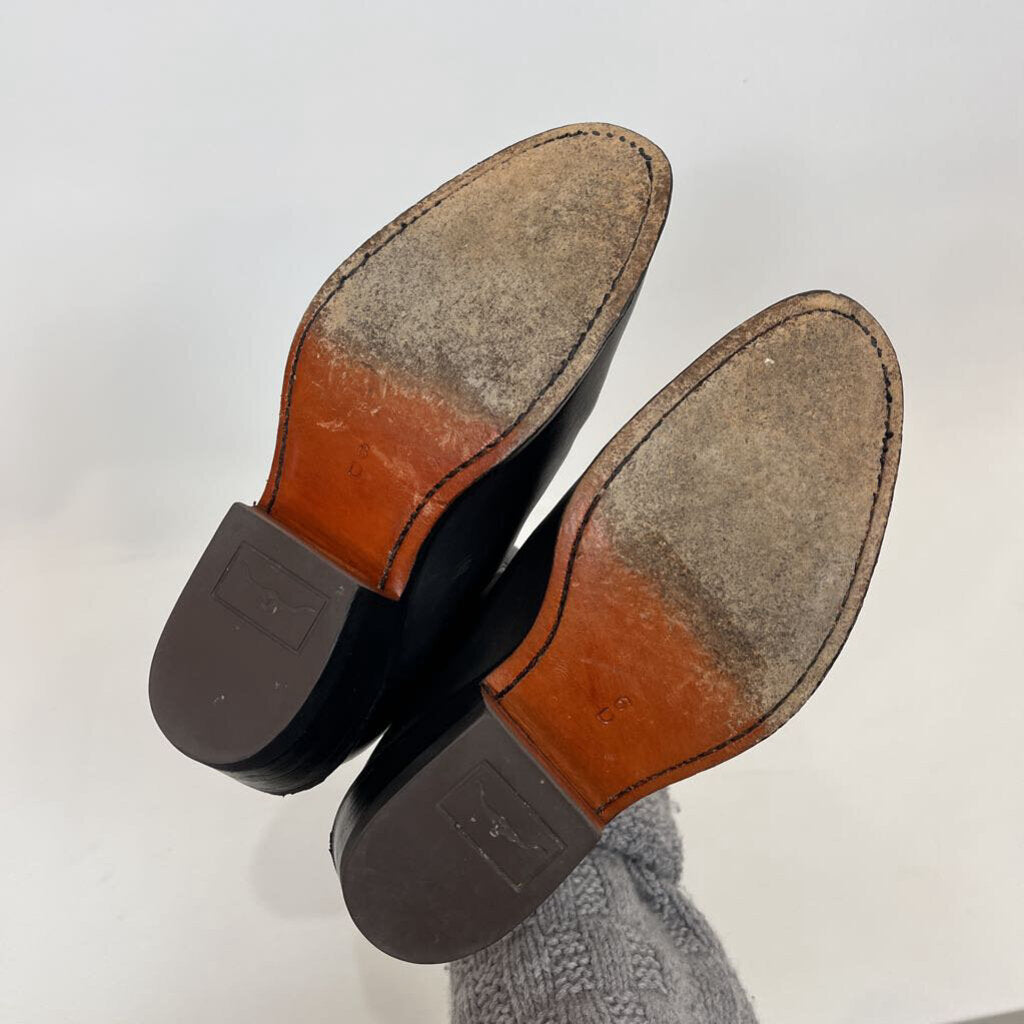 R.M Williams Boots - 6/37