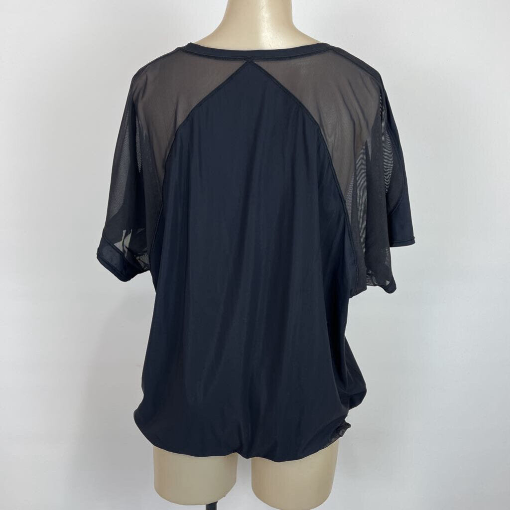 Lululemon Tee - 10