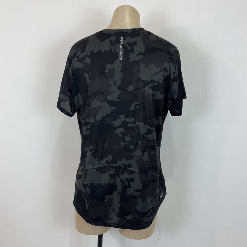 New Balance Tee - L
