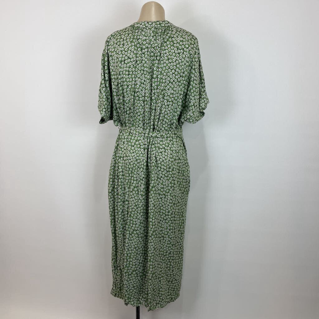 H&amp;M Dress - M