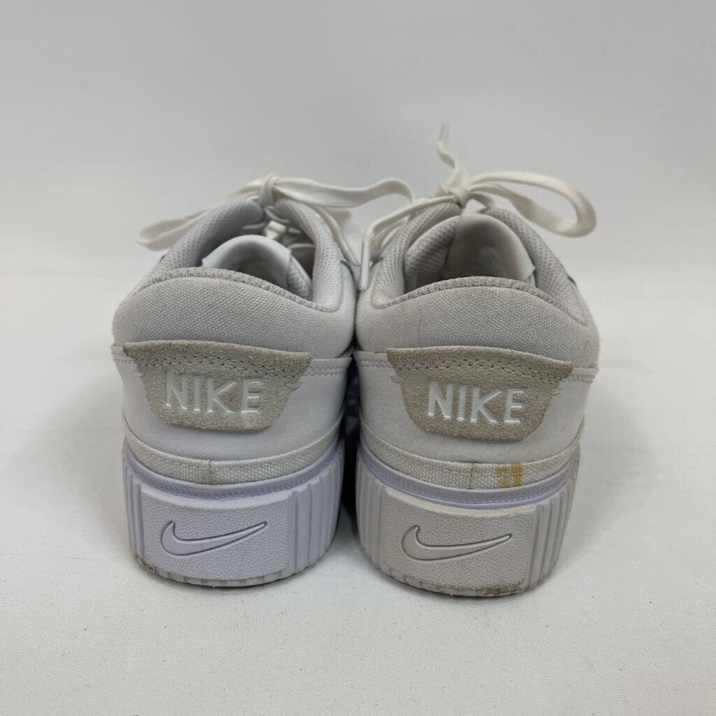 Nike Sneakers - 8.5/40