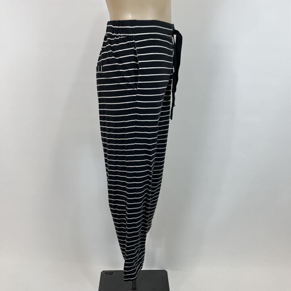 Moochi Pants - M
