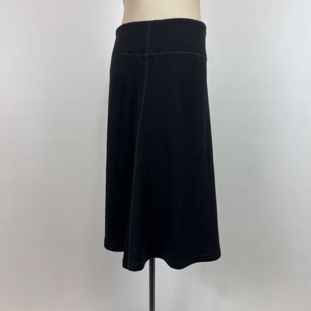 Macpac Skirt - 10