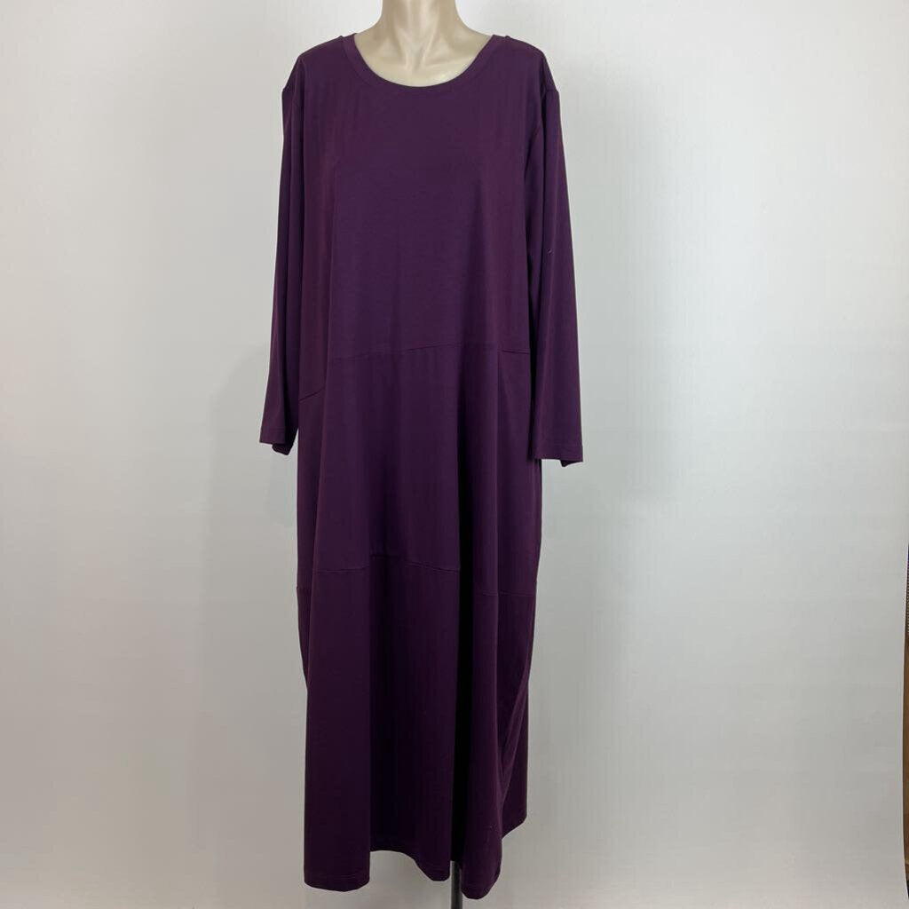 Studio Curve Dress - XXL