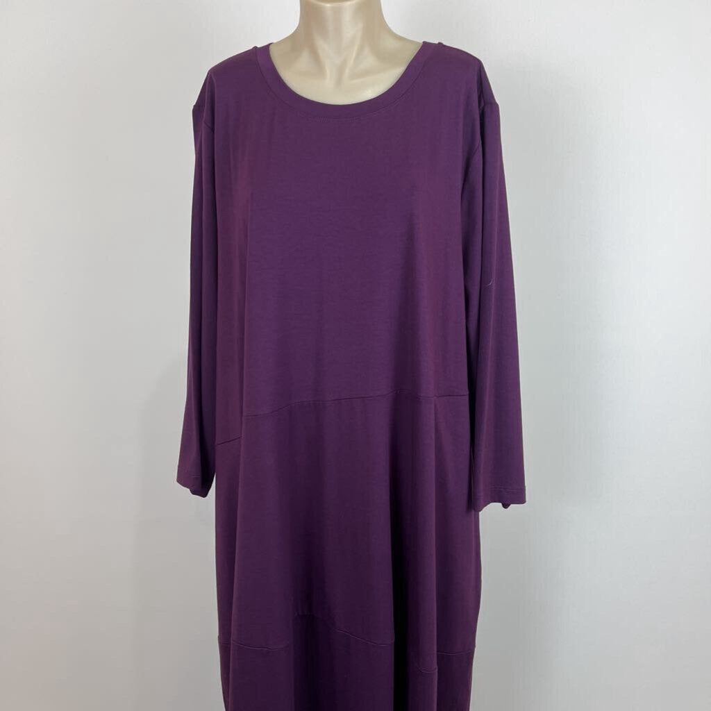 Studio Curve Dress - XXL