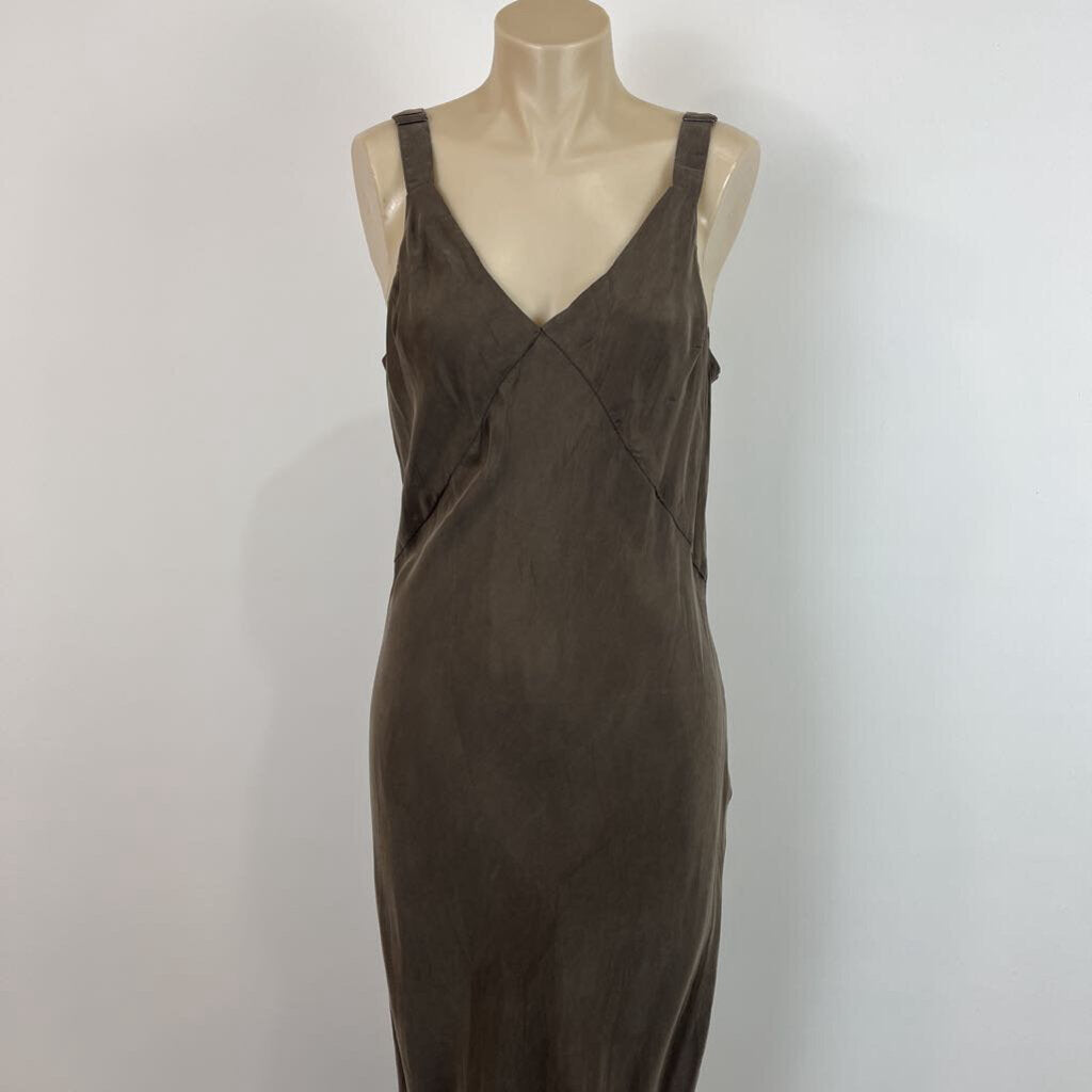 Show Po Dress - 14