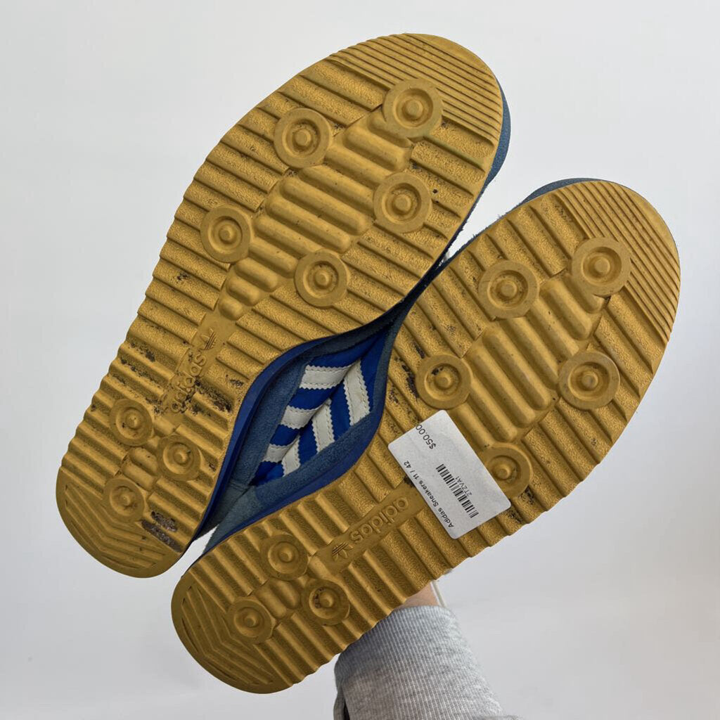 Adidas Sneakers - 11/42