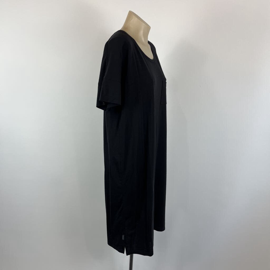 Ice Breaker Dress - M
