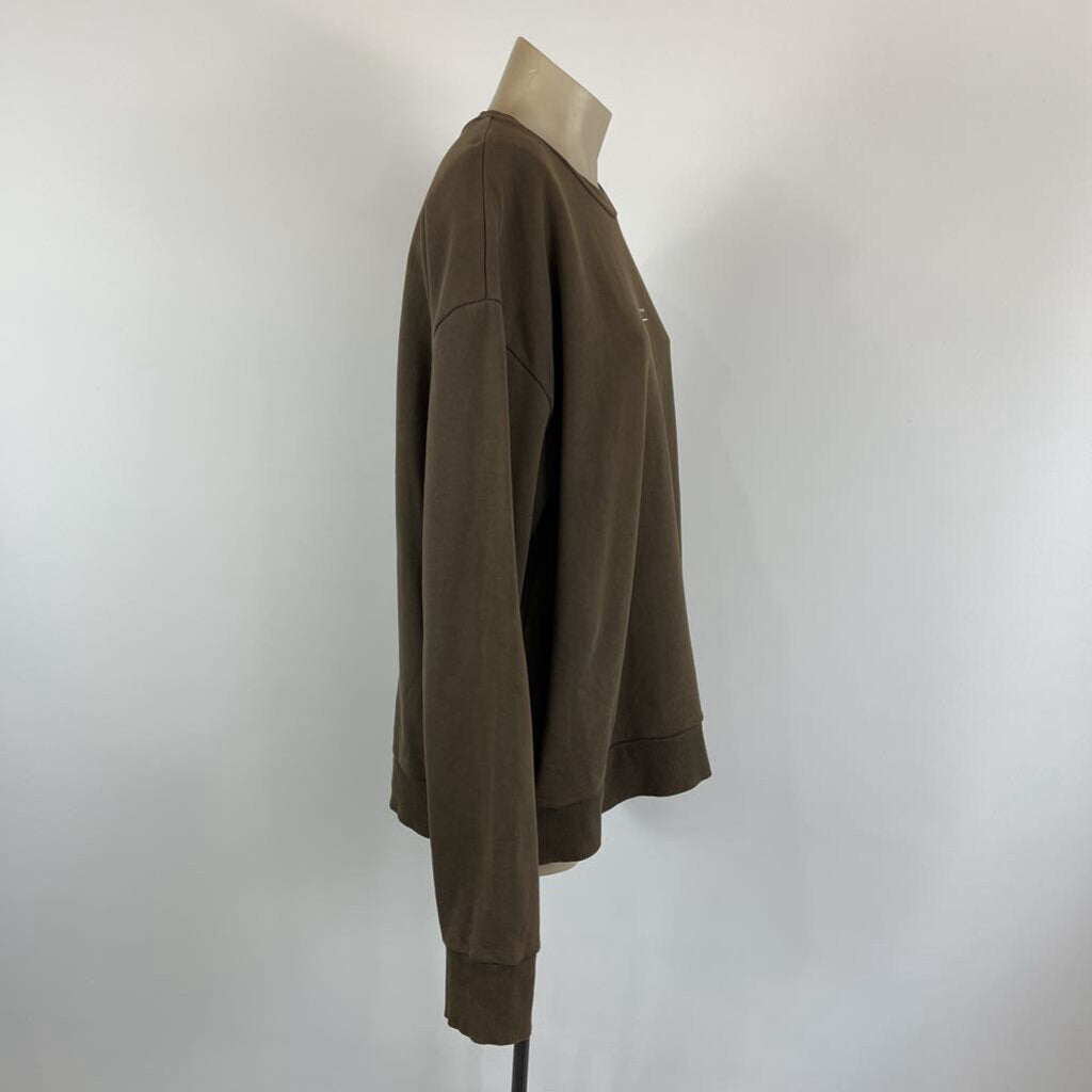 Camilla and Marc Crewneck - 14