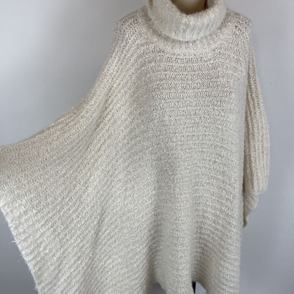 Country Road Poncho - O/S