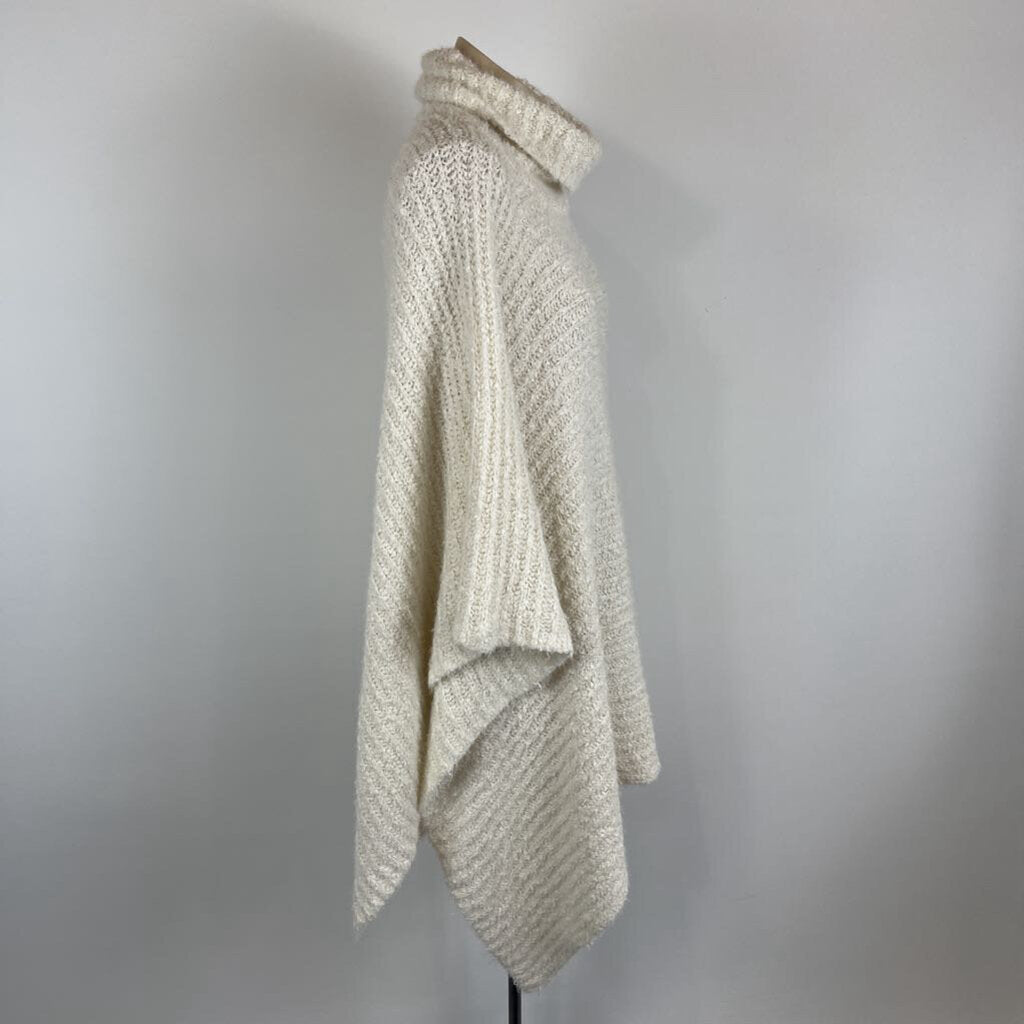 Country Road Poncho - O/S
