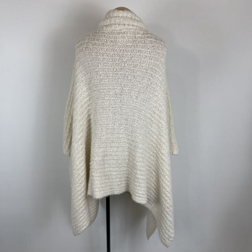Country Road Poncho - O/S