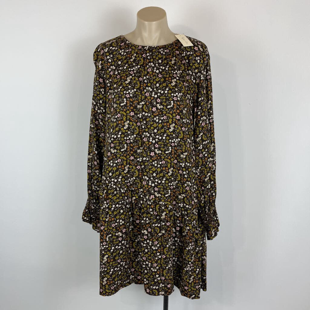 Rylee + Cru Dress - M