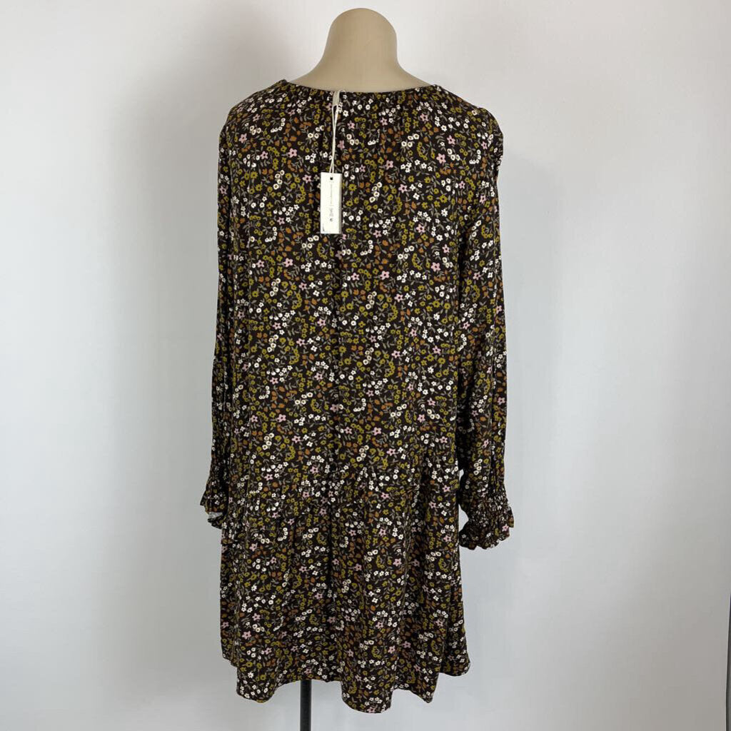Rylee + Cru Dress - M
