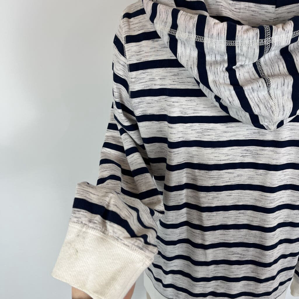 Zafina Hoodie - 10