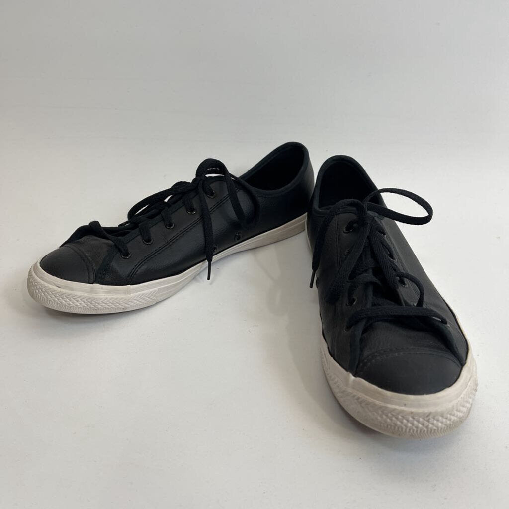 Converse Shoes - 9/40.5