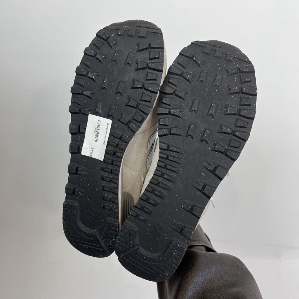New Balance Sneakers - 10/41.5
