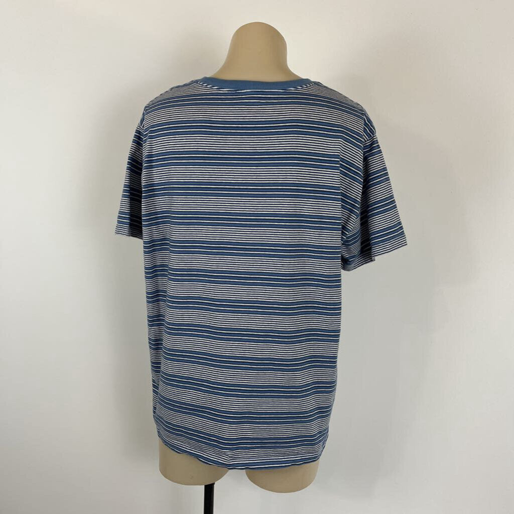 Levi's Tee - L