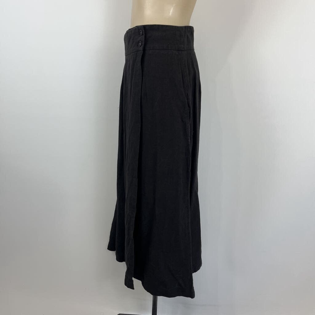 Untouched World Skirt - S