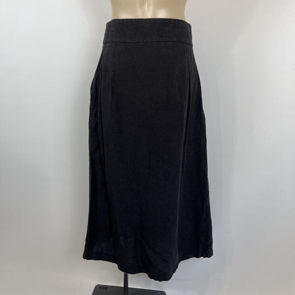 Untouched World Skirt - S
