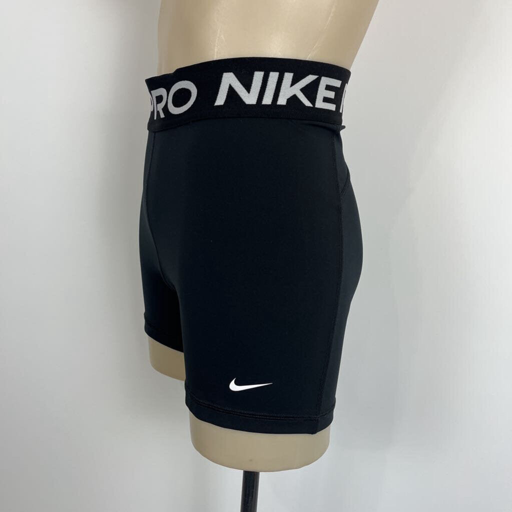 Nike Shorts - S