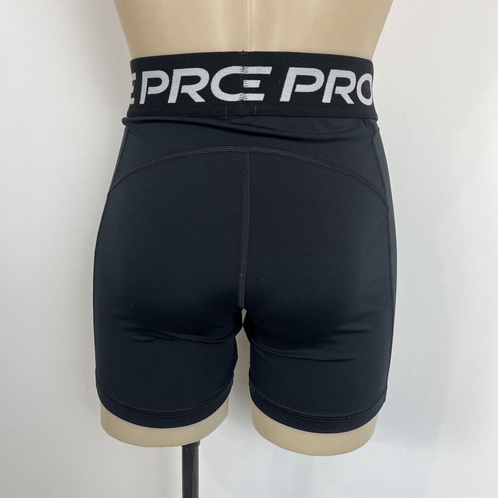 Nike Shorts - S