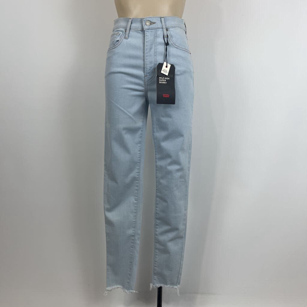 Levi's Jeans - 10/28