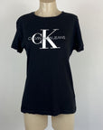Calvin Klein Tee - M