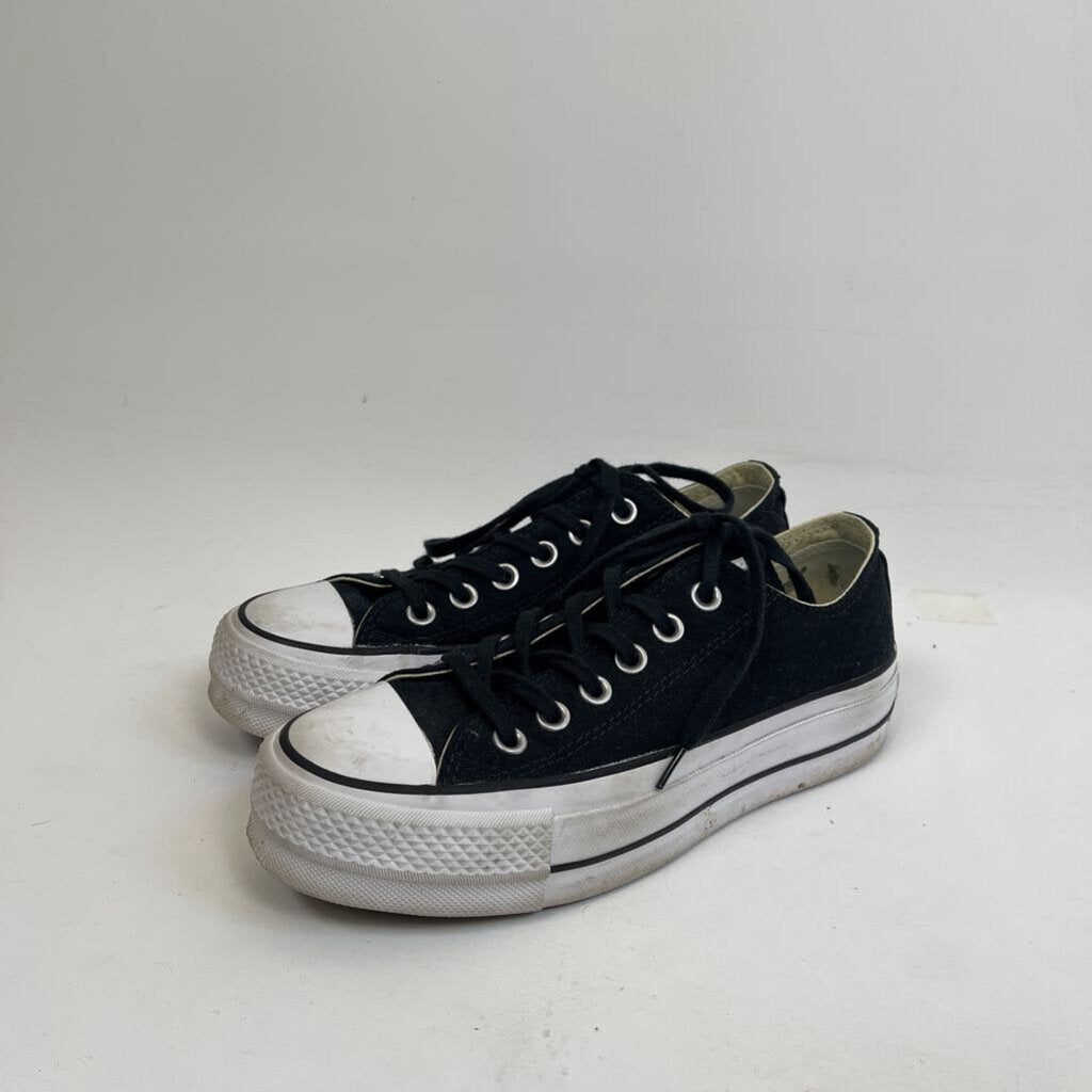 Converse Shoes - 6/36.5