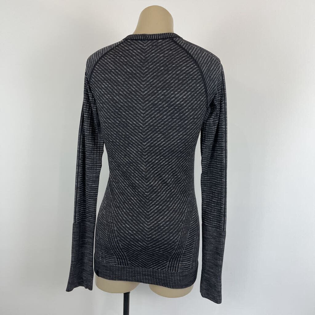 Lululemon Top - M