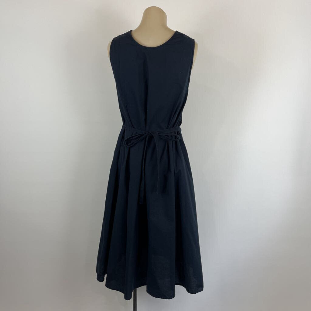 Kowtow Dress - M