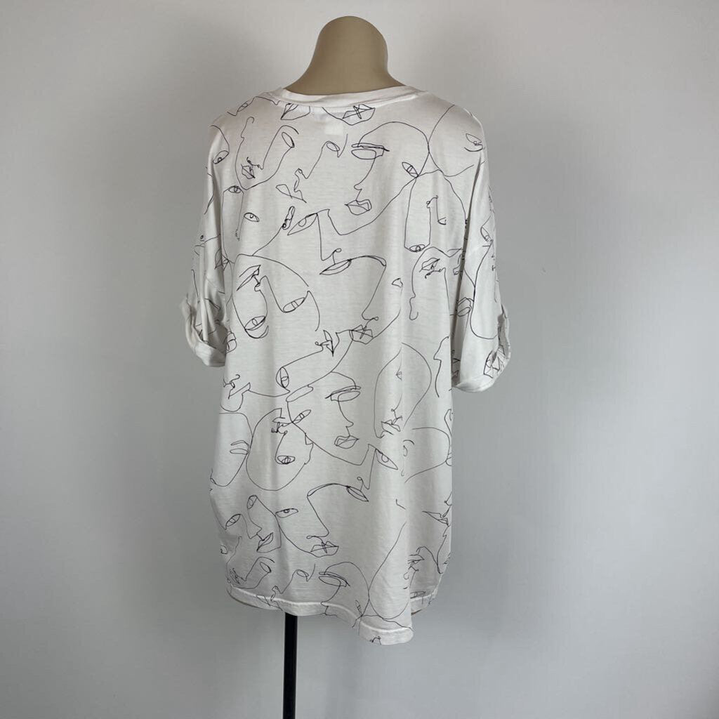 Monki Tee - M