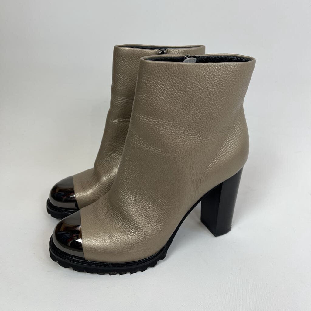 Oli Boots - 10/41