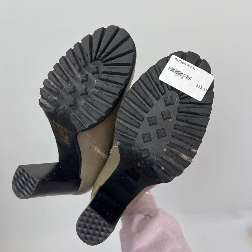 Oli Boots - 10/41