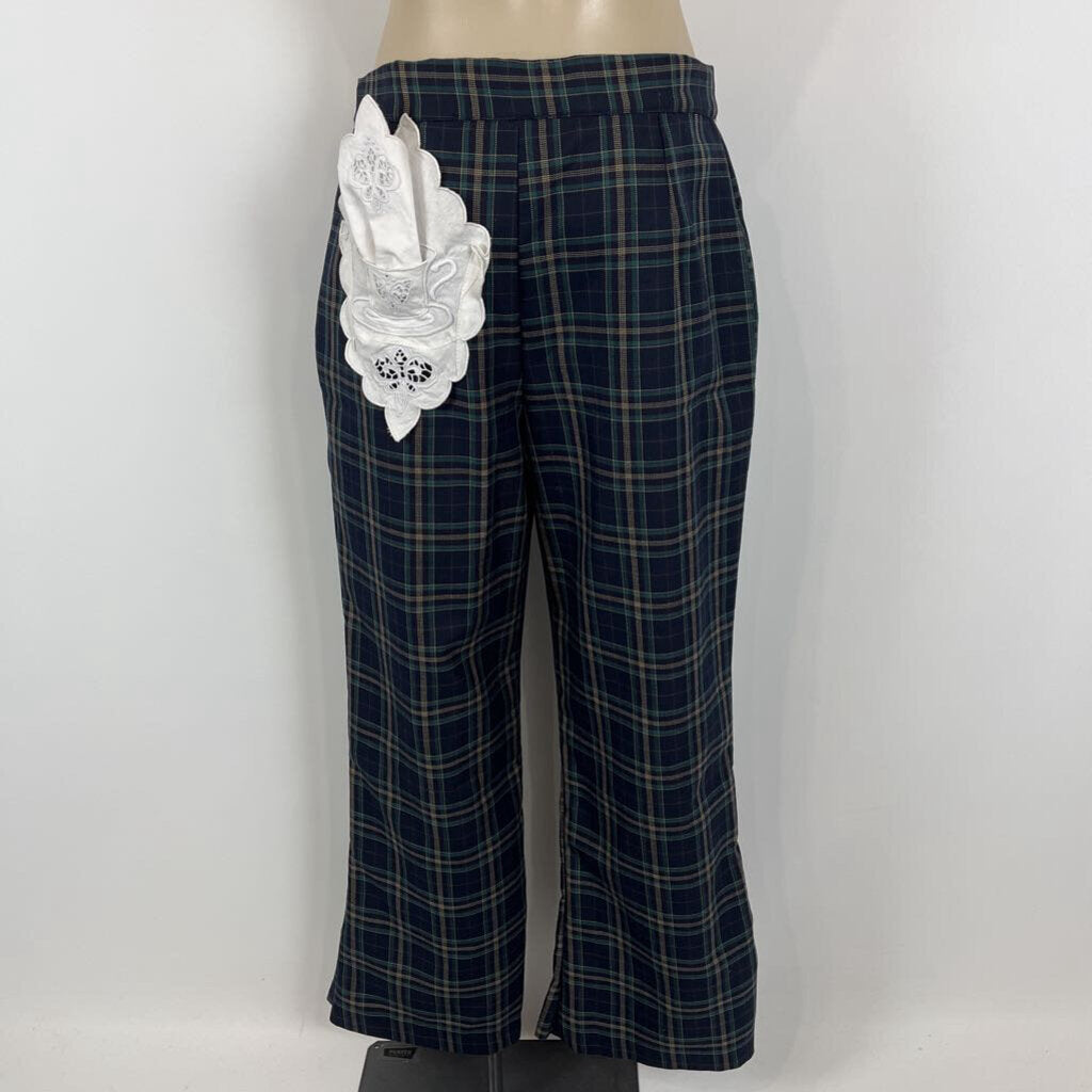Pitch The Pot Pants - 10