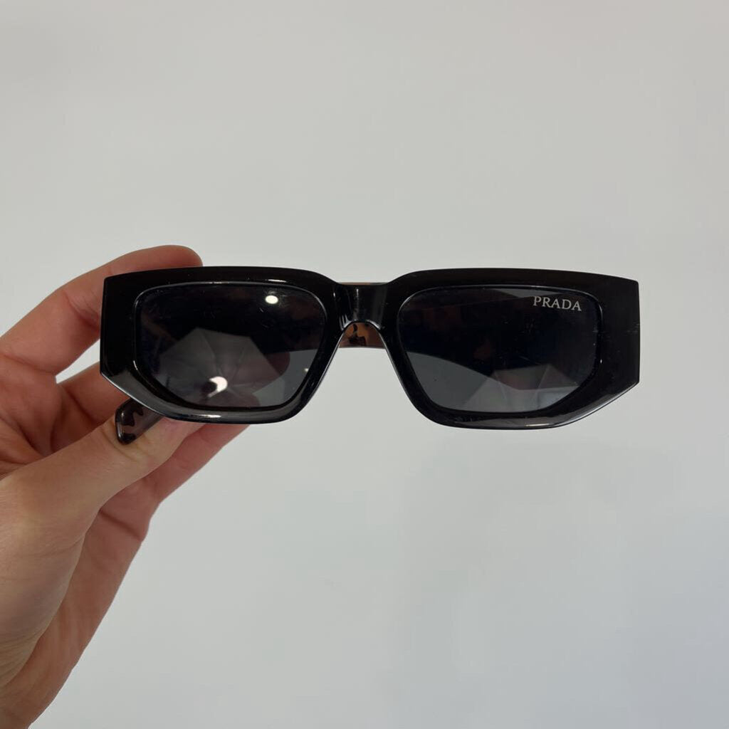 Unknown Brand Sunglasses - O/S