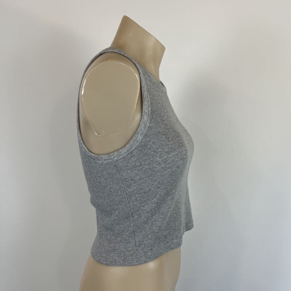 Uni Qlo Top - M